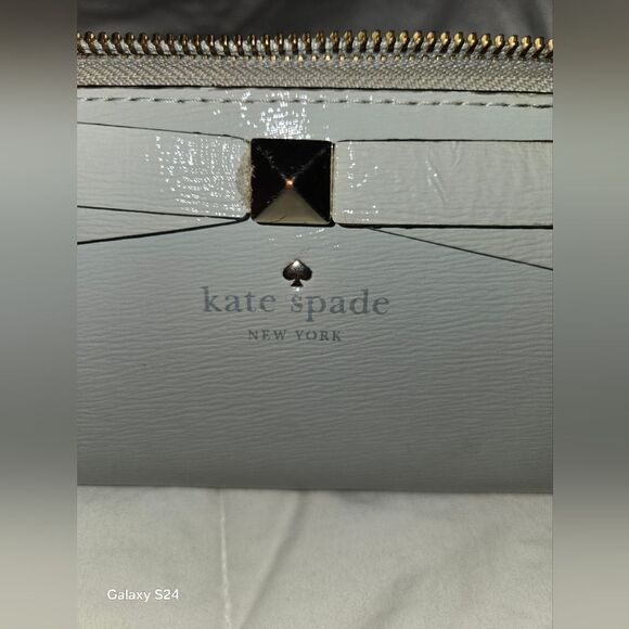 Kate Spade Ligth Gray And Silvet Wristlet - Picture 10 of 13